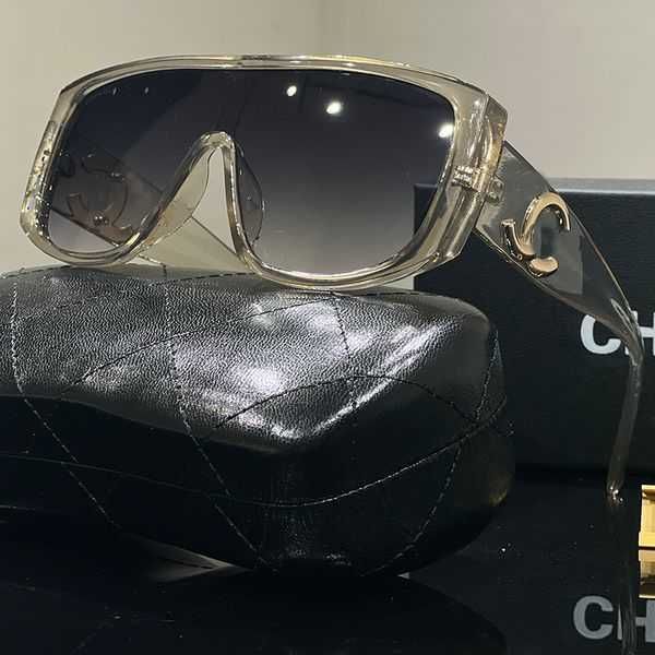 women luxury designer channel sunglasses classic goggles waterproof and uv polarized both men and womens man sunglasses for woman mens 3l7n3, White;black
women luxury designer channel sunglasses classic goggles waterproof and uv polarized both men and womens man sunglasses for woman mens 3l7n3, White;black