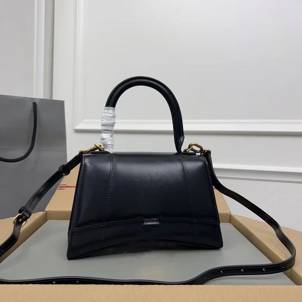 luxury designer ladies luxury designer bag 2023 stylish leather embroidered multi-coloured shoulder bag classic large capacity bucket cross-
luxury designer ladies luxury designer bag 2023 stylish leather embroidered multi-coloured shoulder bag classic large capacity bucket cross-