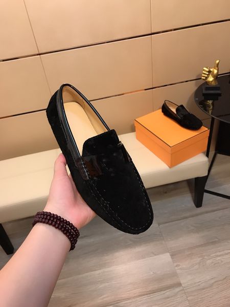 designer luxury sneakers men and women high shoes retro camouflage graffiti leather casual shoes inner lock shoes 35-45rd0017, Black
designer luxury sneakers men and women high shoes retro camouflage graffiti leather casual shoes inner lock shoes 35-45rd0017, Black