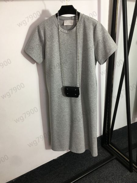 luxury designer women cotton dresses womens sports black dresses chain bag decoration dress solid color simple short-sleeved dresses 2023 su, Black;gray
luxury designer women cotton dresses womens sports black dresses chain bag decoration dress solid color simple short-sleeved dresses 2023 su, Black;gray