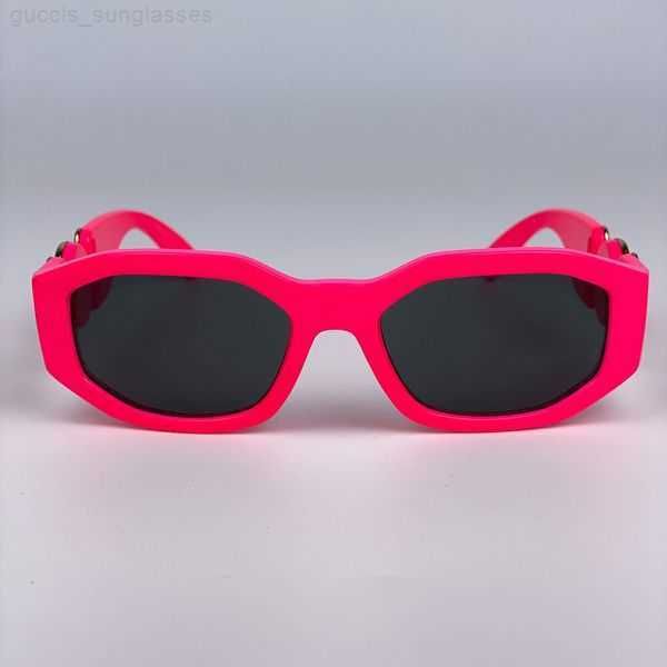 designer sunglasses women summer quality style sunglasses anti-ultraviolet retro square frame fashion eyeglasses come uv400 protective glass, White;black
designer sunglasses women summer quality style sunglasses anti-ultraviolet retro square frame fashion eyeglasses come uv400 protective glass, White;black