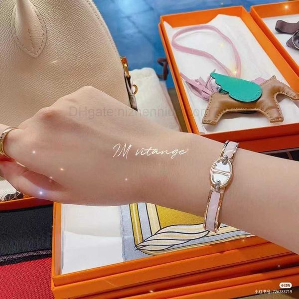 luxury design her max h family enamel pig nose bracelet classic light luxury narrow edition simple and network red couple bracelet, Black
luxury design her max h family enamel pig nose bracelet classic light luxury narrow edition simple and network red couple bracelet, Black