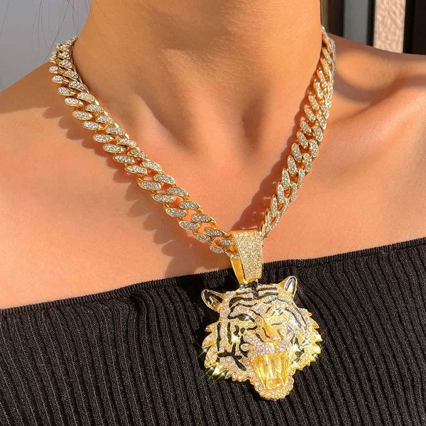 pendant necklaces hiphop tiger necklace for men women iced out cuban link chains luxury crystal cz stainless steel jewelry 230613, Silver
pendant necklaces hiphop tiger necklace for men women iced out cuban link chains luxury crystal cz stainless steel jewelry 230613, Silver