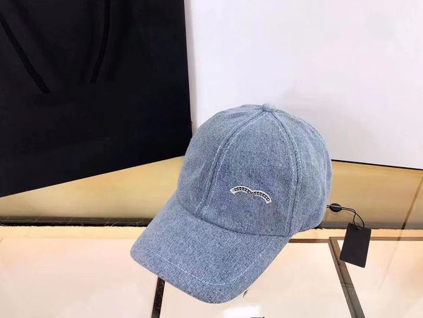 luxury designer selling letter baseball cap for men and women campus travel sunscreen hat, Blue;gray
luxury designer selling letter baseball cap for men and women campus travel sunscreen hat, Blue;gray