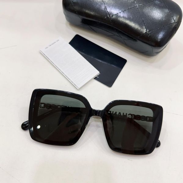 luxury designer sports sunglasses lovers men's and women's sunglasses silver gold metal frame glasses with box, White;black
luxury designer sports sunglasses lovers men's and women's sunglasses silver gold metal frame glasses with box, White;black