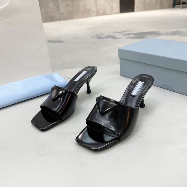 designer slippers black beige cowhide thin heel women's home flip-flops casual sandals summer medium heel rubber sole
designer slippers black beige cowhide thin heel women's home flip-flops casual sandals summer medium heel rubber sole
