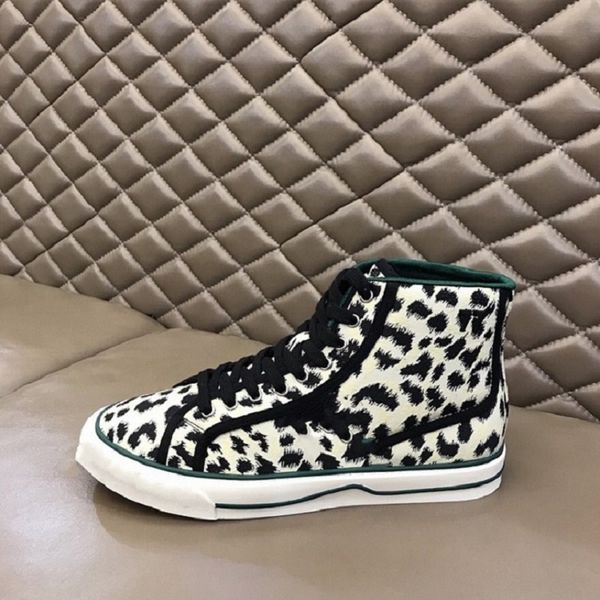 2023 design quality brand casual shoes breathe oblique embroidery technology luxury casual shoe fashion dress shoes size35-41 hc210423 rda01, Black
2023 design quality brand casual shoes breathe oblique embroidery technology luxury casual shoe fashion dress shoes size35-41 hc210423 rda01, Black