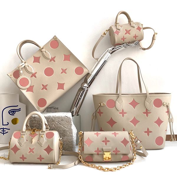 designer handbag fashion shoulder bag 10a embossed leather crossbody adjustable leather shoulder strap and chain both removable underarm bag
designer handbag fashion shoulder bag 10a embossed leather crossbody adjustable leather shoulder strap and chain both removable underarm bag