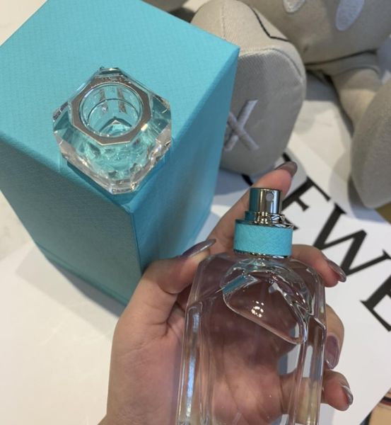 s women perfume woman fragrances 75ml eau de parfum floral notes rare diamond long lasting fragrance counter edition fast deli9203582
s women perfume woman fragrances 75ml eau de parfum floral notes rare diamond long lasting fragrance counter edition fast deli9203582