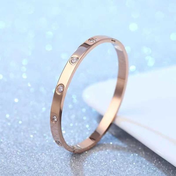 high version new diamond 18k rose gold carti same style bracelet for lovers colorless valentine's day luxury gift 9pc7 6qst, Black
high version new diamond 18k rose gold carti same style bracelet for lovers colorless valentine's day luxury gift 9pc7 6qst, Black