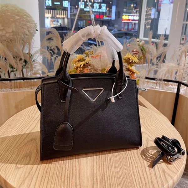 handbags women designer tote bags leather shopping bags new shoulder bags
handbags women designer tote bags leather shopping bags new shoulder bags