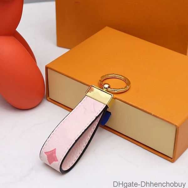 keychain luxury men's fashion brand designer zinc alloy letter keyring womens buckle lovers classic exquisite gold black car metal smal, Silver
keychain luxury men's fashion brand designer zinc alloy letter keyring womens buckle lovers classic exquisite gold black car metal smal, Silver