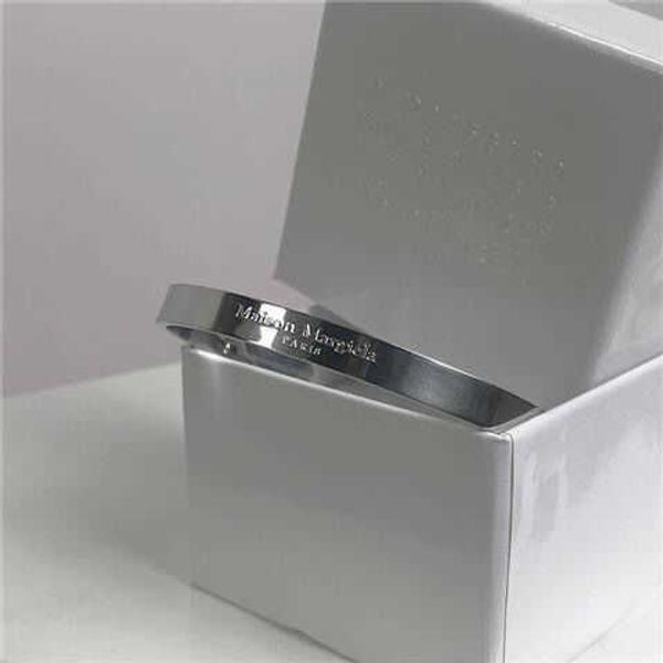 bangle band rings 2021 letter opening titanium steel embossed mmm6 couple ins bracelet, Black
bangle band rings 2021 letter opening titanium steel embossed mmm6 couple ins bracelet, Black