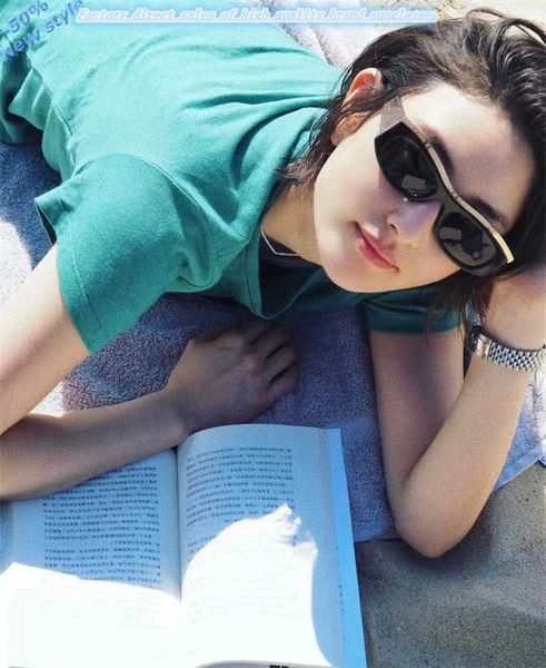 luxury brands design sunglasses new small fragrant sunglass net red star the same oval fashionable metal rimmed ch9112, White;black
luxury brands design sunglasses new small fragrant sunglass net red star the same oval fashionable metal rimmed ch9112, White;black