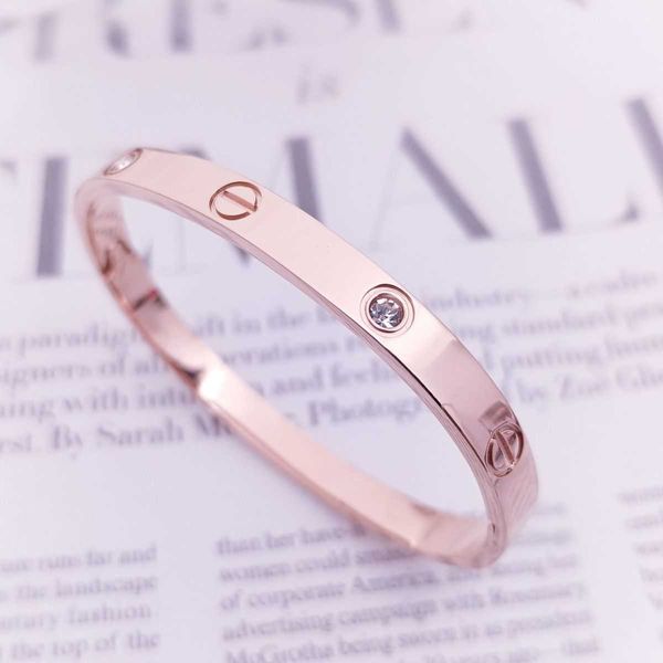 eller c card's same love series 18k rose gold couple gifts to colleagues classic bracelet, Black
eller c card's same love series 18k rose gold couple gifts to colleagues classic bracelet, Black