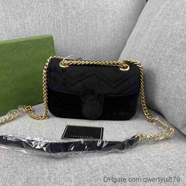 women's handbag new same style wine god bag fashion texture one shoulder cross shoulder small bag diamond grid velvet chain bag 6 color
women's handbag new same style wine god bag fashion texture one shoulder cross shoulder small bag diamond grid velvet chain bag 6 color