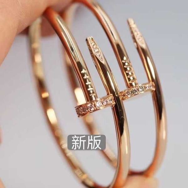 selling funds classic rose gold colorless new nail couple bracelet fashion and luxury light gift gifts for men women, Black
selling funds classic rose gold colorless new nail couple bracelet fashion and luxury light gift gifts for men women, Black