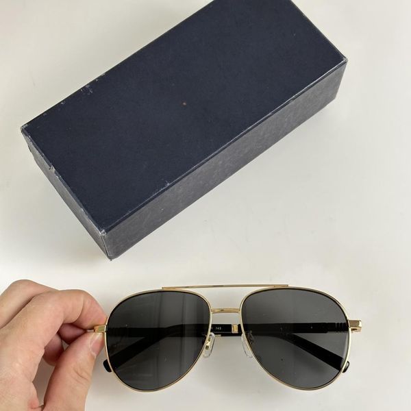 brand designer sunglasses fashion new metal large frame sunglasses retro men's and women's high-end glasses uv400 with box, White;black
brand designer sunglasses fashion new metal large frame sunglasses retro men's and women's high-end glasses uv400 with box, White;black
