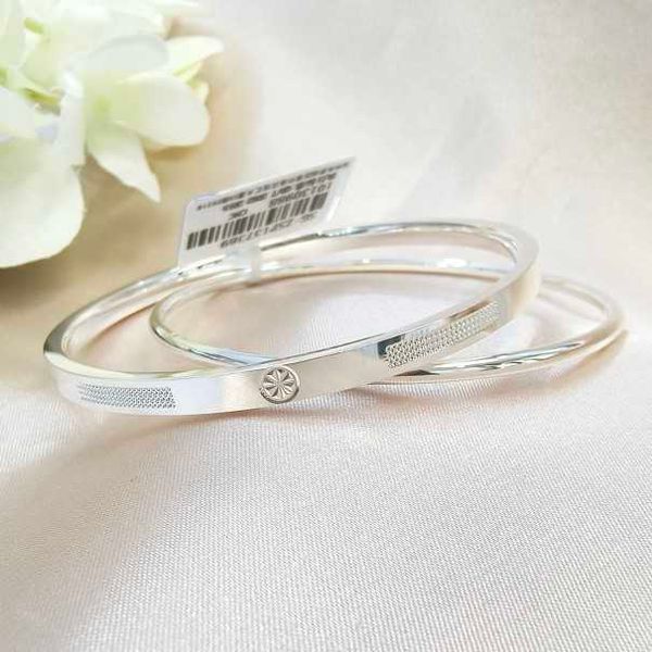 eller c card double ring imitation diamond face design women's foot silver 9999 bracelet 58# 27.18g, Black
eller c card double ring imitation diamond face design women's foot silver 9999 bracelet 58# 27.18g, Black
