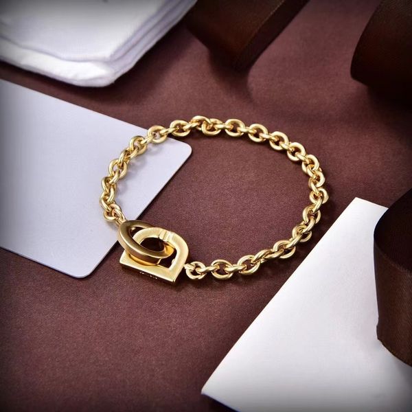 high-end shiny letter pendant bracelet, Black 
high-end shiny letter pendant bracelet, Black