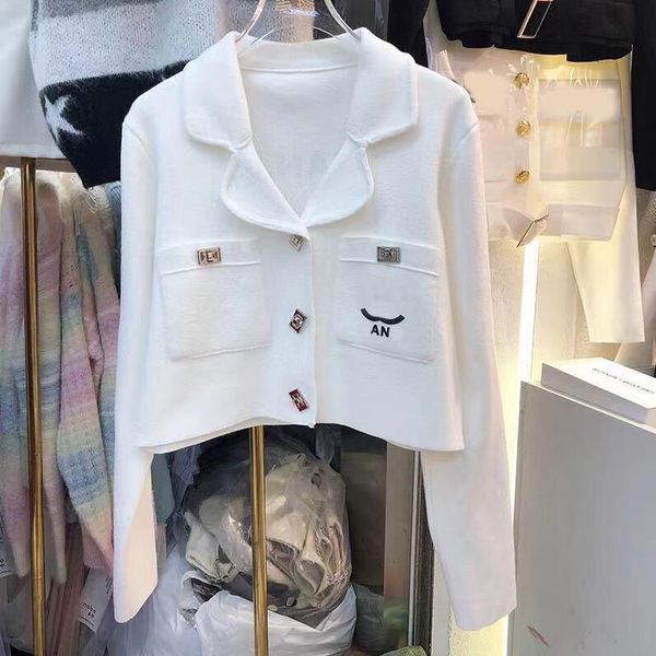 fall designer women sweater cardigan button black white high-end floral collar lapel suit short style coat, White;black
fall designer women sweater cardigan button black white high-end floral collar lapel suit short style coat, White;black