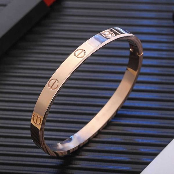 original boutique high sense bracelet with diamond titanium steel color fast new rose gold lovers clasp valentine's day gift for men an, Black
original boutique high sense bracelet with diamond titanium steel color fast new rose gold lovers clasp valentine's day gift for men an, Black