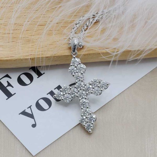 paston hip hop cross pendant necklace customize iced out moissanite necklace for men women daily wear 925 silver
paston hip hop cross pendant necklace customize iced out moissanite necklace for men women daily wear 925 silver