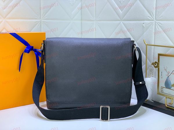 large capacity men shoulder bag medium size handbag luxury file bag ipad bags designer front compartment pocket back zipper pouch
large capacity men shoulder bag medium size handbag luxury file bag ipad bags designer front compartment pocket back zipper pouch