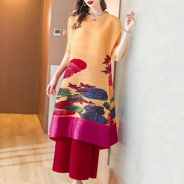 dresses miyake pleated vintage floral print loose dress women half sleeve round neck casual aline dresses female clothes, Black;gray
dresses miyake pleated vintage floral print loose dress women half sleeve round neck casual aline dresses female clothes, Black;gray
