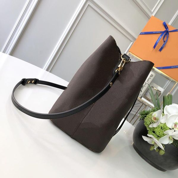 1 -1famous designer fashion handbags shoulder bags cross body clutch bag bucket plain leather string interior zipper pocket casual draw tufx, Red;black
1 -1famous designer fashion handbags shoulder bags cross body clutch bag bucket plain leather string interior zipper pocket casual draw tufx, Red;black