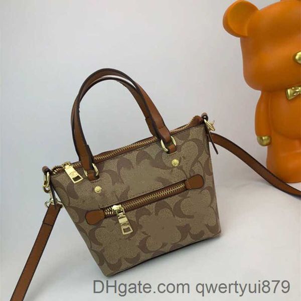 day packs brand c's women's day packs 23ss dumpling bags woman handbag fashion messenger bag shoulder bag id qwertyui879
day packs brand c's women's day packs 23ss dumpling bags woman handbag fashion messenger bag shoulder bag id qwertyui879
