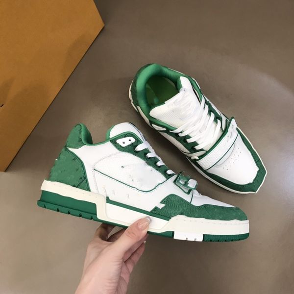 2022 the latest men's flat casual ports white shoes leather material comfortable upper feet soft soles versatile youth size35-41 cx2010, Black
2022 the latest men's flat casual ports white shoes leather material comfortable upper feet soft soles versatile youth size35-41 cx2010, Black