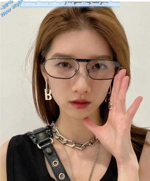 luxury brands design sunglasses new product b sunglass ins network celebrity kardashian same hip-hop street p men's and women's gl, White;black
luxury brands design sunglasses new product b sunglass ins network celebrity kardashian same hip-hop street p men's and women's gl, White;black