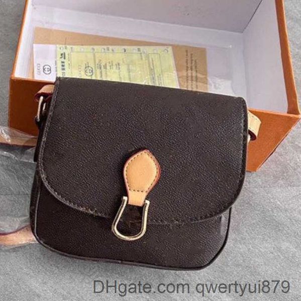 day packs brand 23ss day packs diane stick bag wide women's shoulder bags strap underarm bag single crossbody bag classic old flower id
day packs brand 23ss day packs diane stick bag wide women's shoulder bags strap underarm bag single crossbody bag classic old flower id