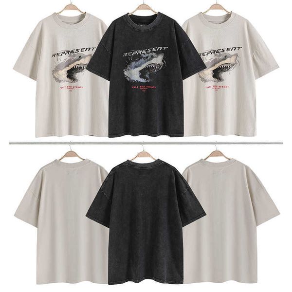 

present shark vintage short sleeved washed worn and damaged high street loose men's and women's couple's t-shirt, White;black