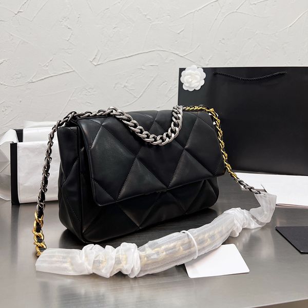 fashion large capacity 19bag lambskin handle bags designer crossbody diamond lattice soft shoulder bag woc chain flap goatskin leather chain
fashion large capacity 19bag lambskin handle bags designer crossbody diamond lattice soft shoulder bag woc chain flap goatskin leather chain