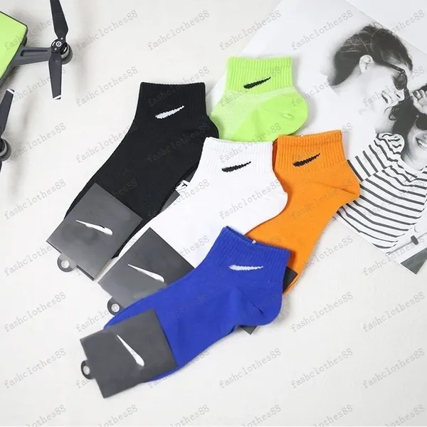 

10 color fashion brand men's cotton socks new style black leisure men women socks soft breathable summer winter for male sockes