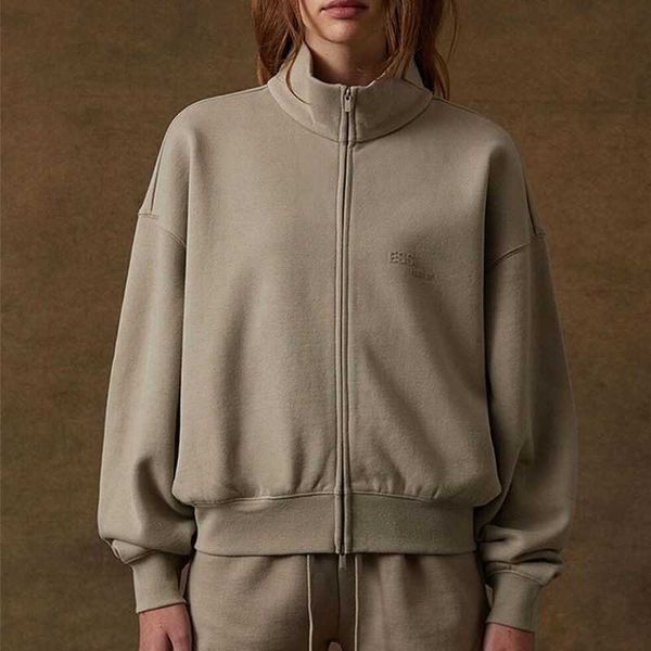 designer jacket high street loose cardigan coat menwomen casual stand collar zipper sweater long sleeve sweatshirt, Black;brown
designer jacket high street loose cardigan coat menwomen casual stand collar zipper sweater long sleeve sweatshirt, Black;brown