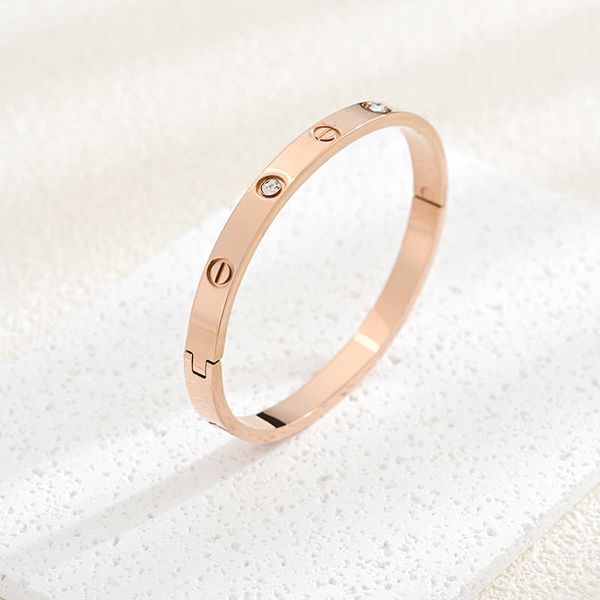 original products summerya c card diamond inlaid tai steel gold plated ins fashion personalized simple bracelet light luxury advanced handic, Black
original products summerya c card diamond inlaid tai steel gold plated ins fashion personalized simple bracelet light luxury advanced handic, Black