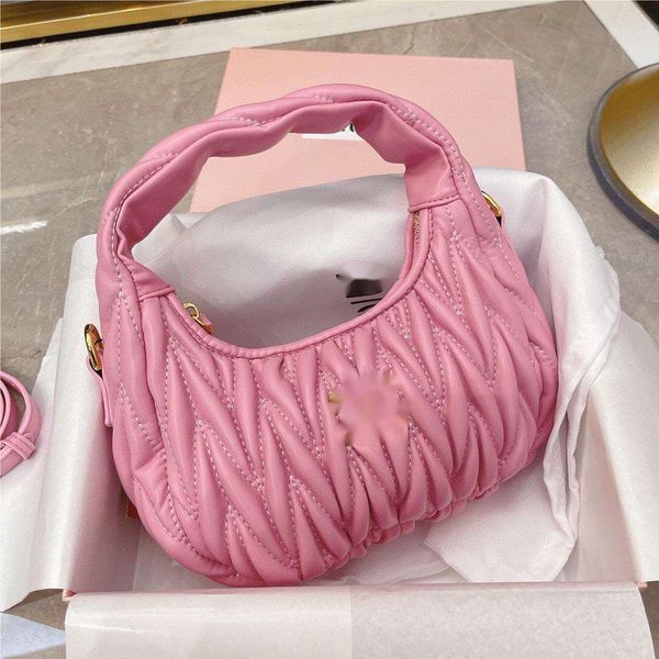 miu bag famous luxury bag handle miui shoulder bag miu matelasse bowling handbags purses womens mens designer wallets crossbody square genui
miu bag famous luxury bag handle miui shoulder bag miu matelasse bowling handbags purses womens mens designer wallets crossbody square genui