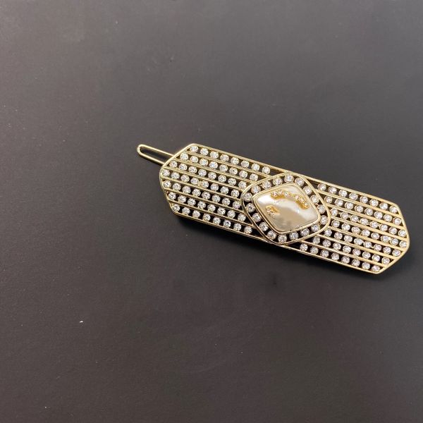 20 models luxury hairpin designer hair accessories channel headwear women brand simple design headband leisure hairclips fashion hair clips
20 models luxury hairpin designer hair accessories channel headwear women brand simple design headband leisure hairclips fashion hair clips