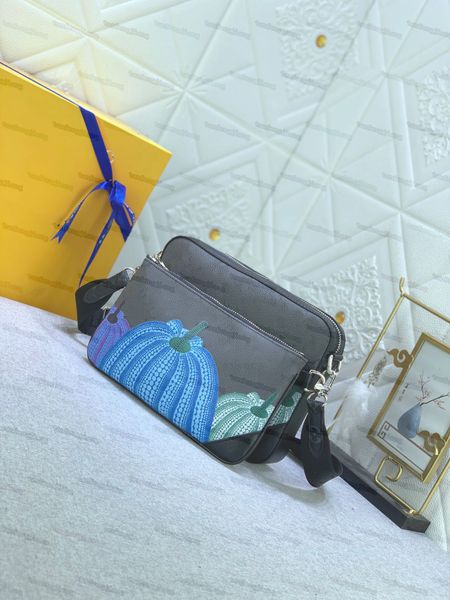 the new style men fashion briefcase canvas pumpkin designer luxury one-shoulder postman inner compartment zipper mouth cross-body classic fa
the new style men fashion briefcase canvas pumpkin designer luxury one-shoulder postman inner compartment zipper mouth cross-body classic fa