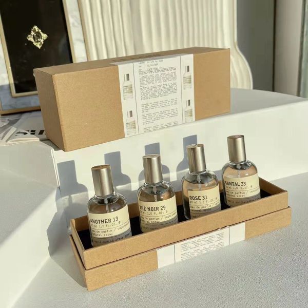 parfum designer le labo perfume gift set santal 33 beramote 22 the noir 29 rose 31 4pcsx30ml fragrance perfume body mist high quality
parfum designer le labo perfume gift set santal 33 beramote 22 the noir 29 rose 31 4pcsx30ml fragrance perfume body mist high quality