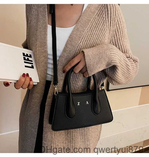 day packs day packs z family cross border bags new ins fashion litchi pattern cambridge bag grils light luxury handheld one shoulder bag mor
day packs day packs z family cross border bags new ins fashion litchi pattern cambridge bag grils light luxury handheld one shoulder bag mor