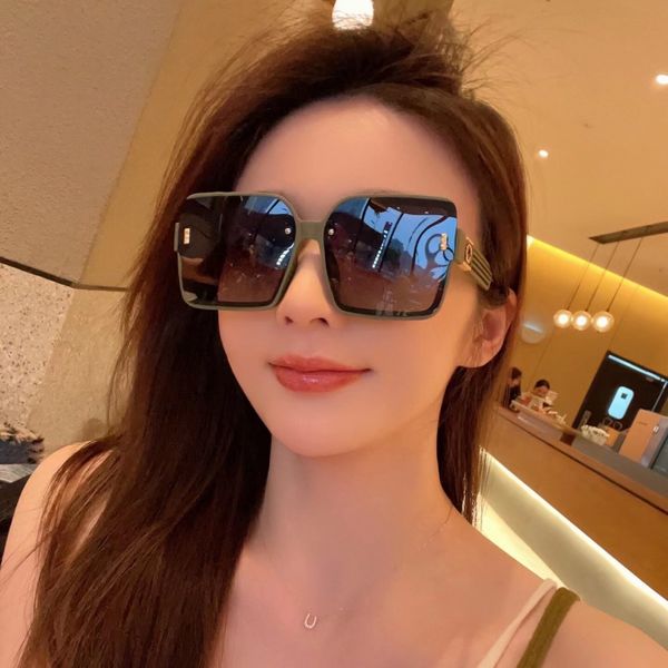 tier factory new model in the 2023 market full frame white gray black green framed women's sunglasses beach travel mountain climbing cy, White;black
tier factory new model in the 2023 market full frame white gray black green framed women's sunglasses beach travel mountain climbing cy, White;black