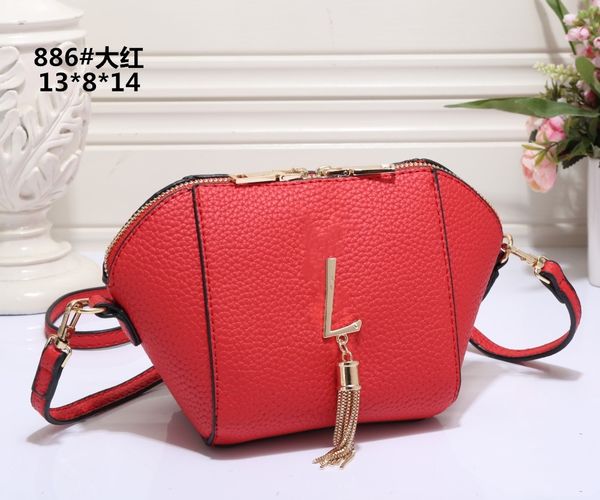 fashion bags women chain shoulder crossbody bags lady purse messenger bag designer handbags wallets backpack female purse
fashion bags women chain shoulder crossbody bags lady purse messenger bag designer handbags wallets backpack female purse