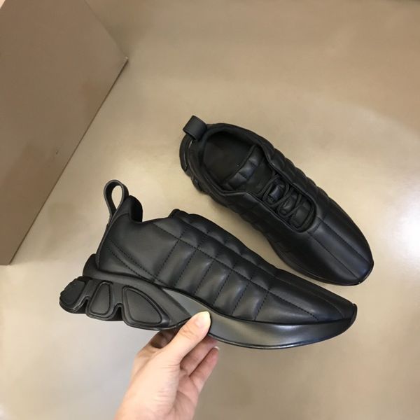 2023 leather platform oversized sole sneakers white black mens luxury velvet suede air cushion flat heel casual dress shoes size38-45 rda013
2023 leather platform oversized sole sneakers white black mens luxury velvet suede air cushion flat heel casual dress shoes size38-45 rda013