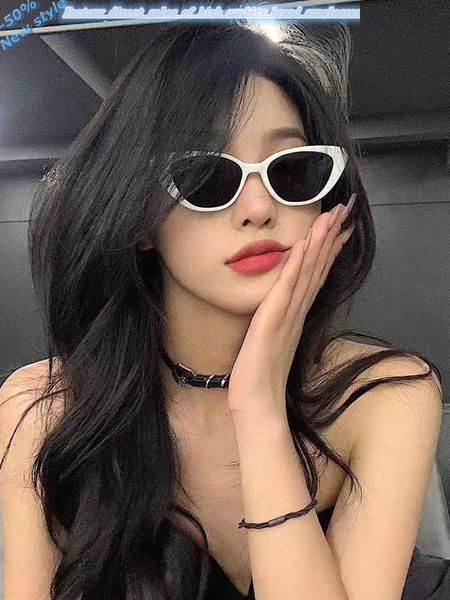 design sunglasses new product miao's sunglass are popular on the internet with same board personalized cat's eye fashion street p, White;black
design sunglasses new product miao's sunglass are popular on the internet with same board personalized cat's eye fashion street p, White;black