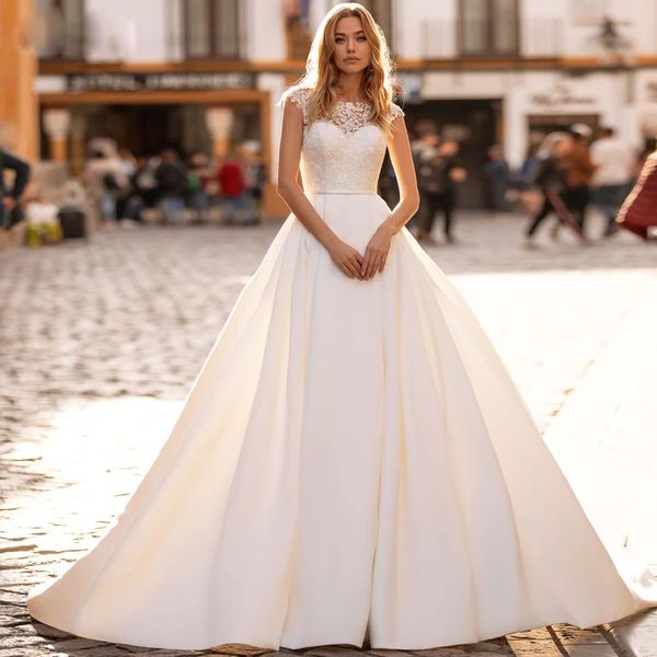 romantic o-neck button back wedding bridal dresses cap sleeve appliques satin castle bride gowns court train, White
romantic o-neck button back wedding bridal dresses cap sleeve appliques satin castle bride gowns court train, White
