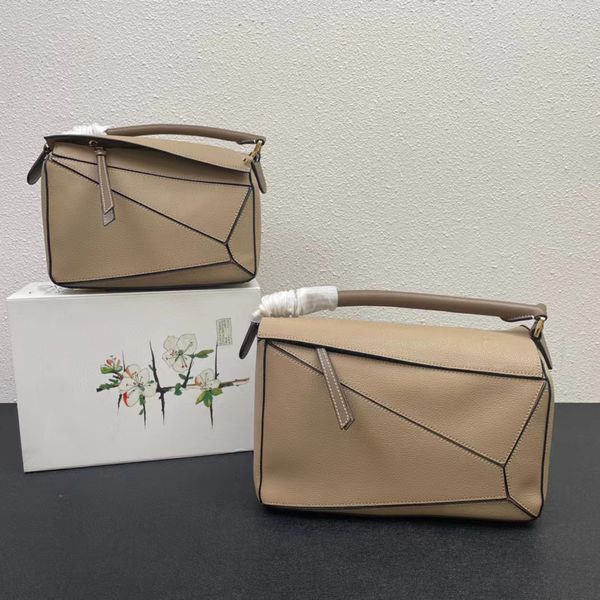 luxury tote bag genuine leather handbag pillow shoulder bags massager crossbody loewsbag spliced leather spain handbag om to change shoulder
luxury tote bag genuine leather handbag pillow shoulder bags massager crossbody loewsbag spliced leather spain handbag om to change shoulder